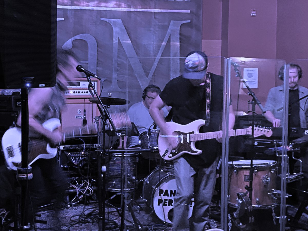panicisperfect's tweet photo. So much fun at @JamCellars Friday. Big thanks to all the people who came out and all the new friends we made 😍😍😍
#bayareamusic #sfmusic #localmusic  #jamcellars #newmusic #panicisperfect #livemusic #newrelease #napaevents #napamusic #napaconcerts #napalife https://t.co/sgah8JxJKH