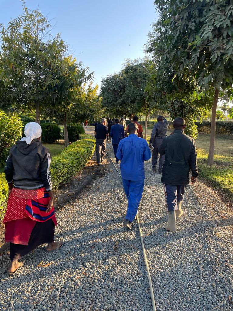 STEMM7's tweet image. Mungu ni mwema!! What amazing day to see churches around the Mbuguni area come together to see how united we can all have a greater impact on the Kingdom. 

#mungunimwema #godisgood #united #church #tanzania #mbuguni #arusha #ngo