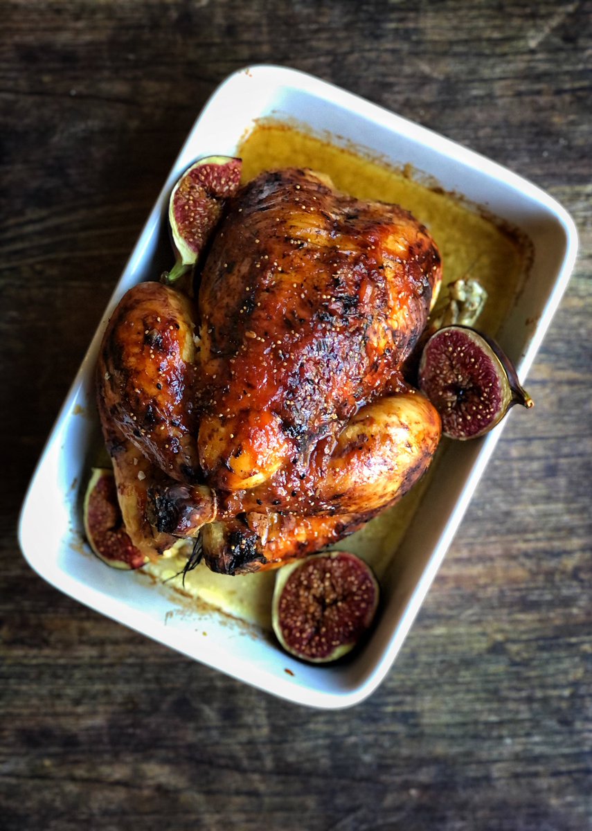 Roast corn fed with mango and fig glaze 

Oh yes the house smells amazeballs !! 

#sundaylove