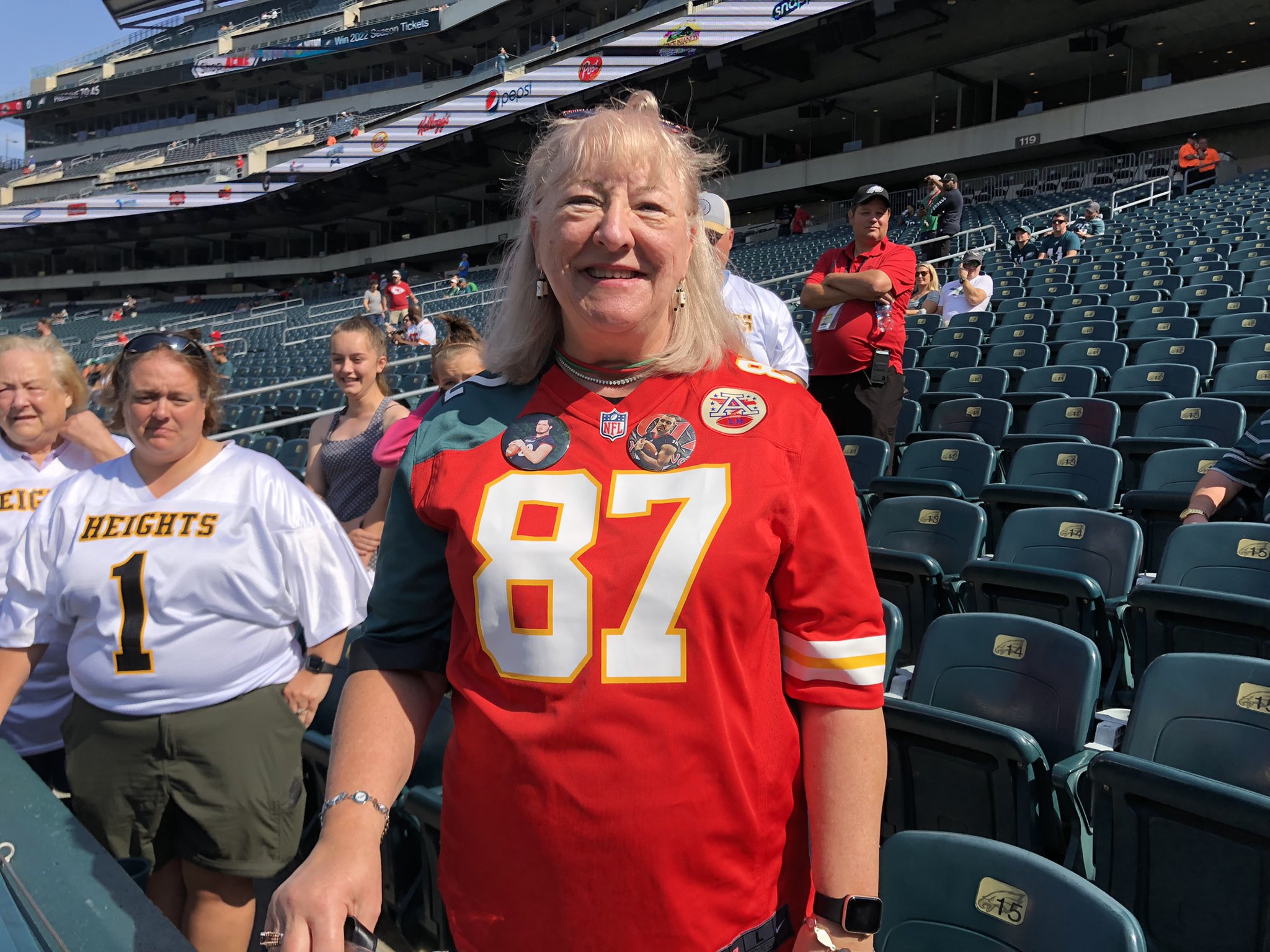 Mother of Travis, Jason Kelce rocks Chiefs-Eagles mashup jersey