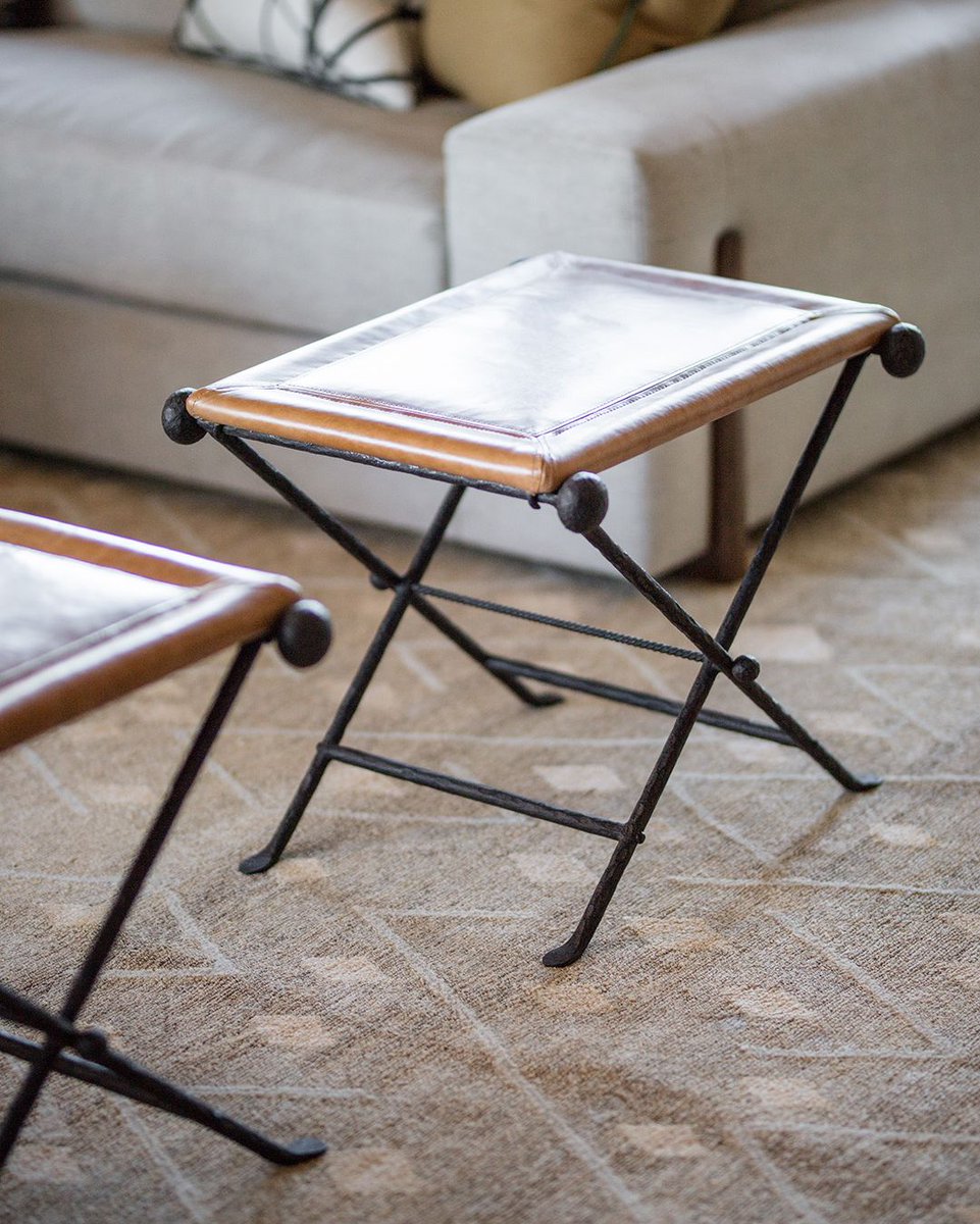 fletch_rhodes's tweet image. On the #FRblog: we&apos;re sharing a few of our fave local Bay Area and So Cal vendors for uniquely crafted pieces that really make a room special. fletcherrhodes.com/blog/sourceboo…

Stools: @gregoriuspineo 
#FletcherRhodes #FRstyle #InteriorDesign #SonomaInteriorDesigner #WineCountryStyle