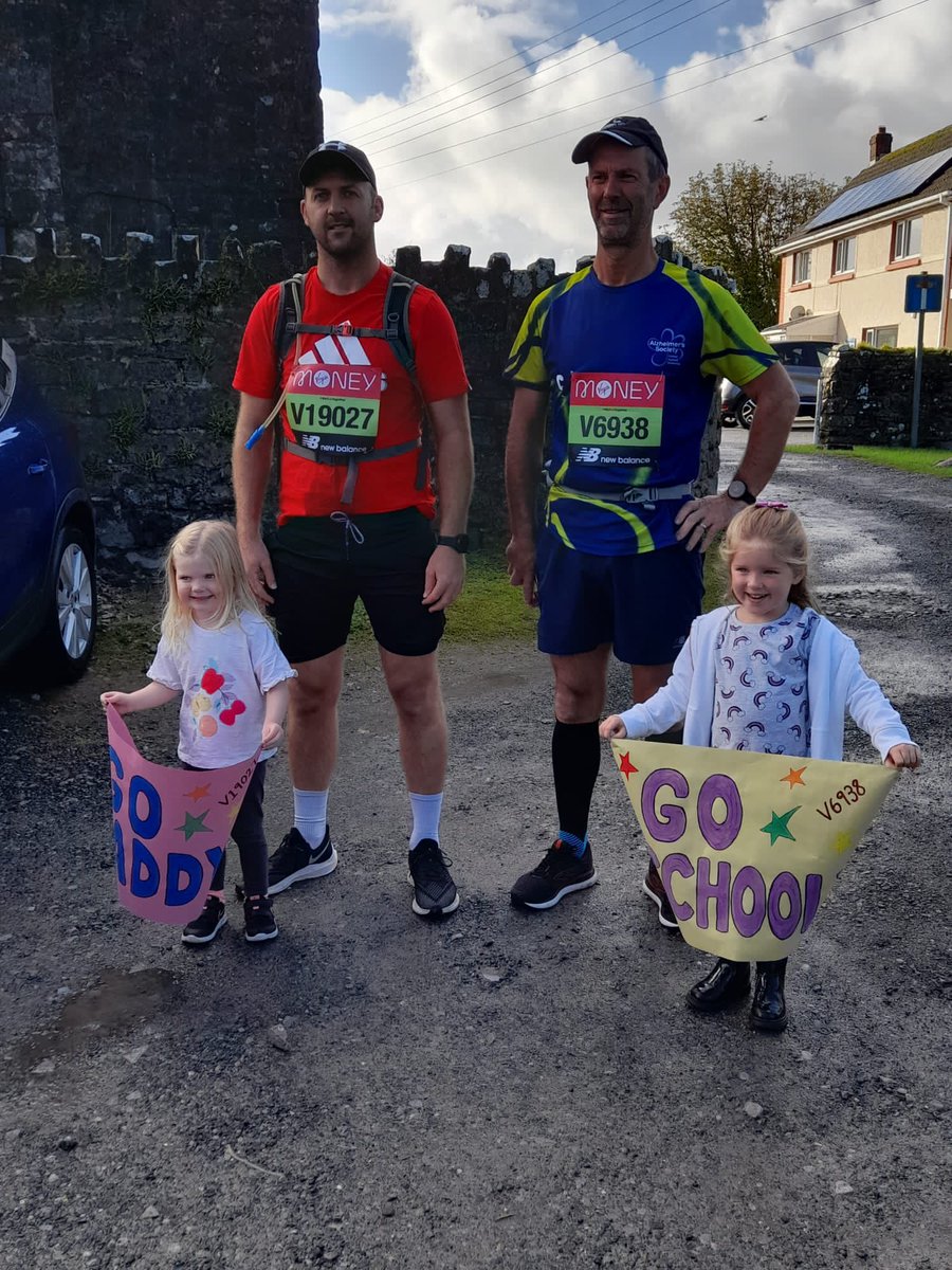 RobSchooly7's tweet image. Pretty tough going tbf! Job done on to the next one! Big shout out to my running buddy @Garyevs12 #LondonMarathon #running #yourrunyourway