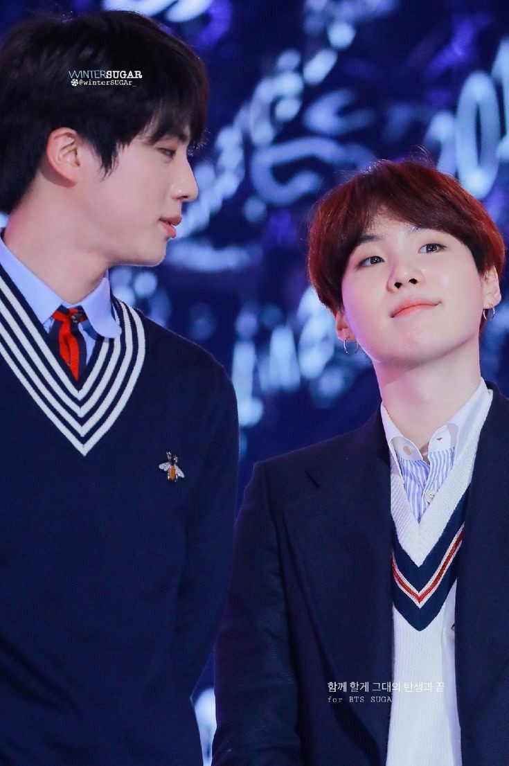 Heart_Smile_7's tweet photo. How is it possible to bring such eyes?
#yoonjin #namgi #sope #sin #yoonmon #yoonseok #suga #jin #rm #jhope #yoongi #seokjin #namjoon #hobi #hyung_line #hyungline #love #eyes https://t.co/nZqAfClHwh