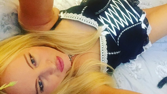 Stepmum Nicolette’s pics and videos