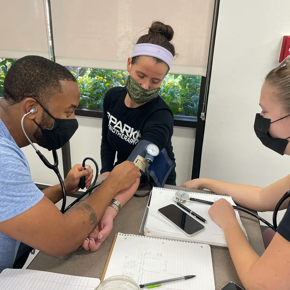 Love to see our School of Health Sciences UGs utilizing our ✨new✨ Kinesiology Lab! Last week's lab was on heart rate and blood pressure! 
<a href="/Marymount_HHP/">Marymount Health and Human Performance</a>

#healthsciences #healthsciencemajors #marymount #learnwithpurpose