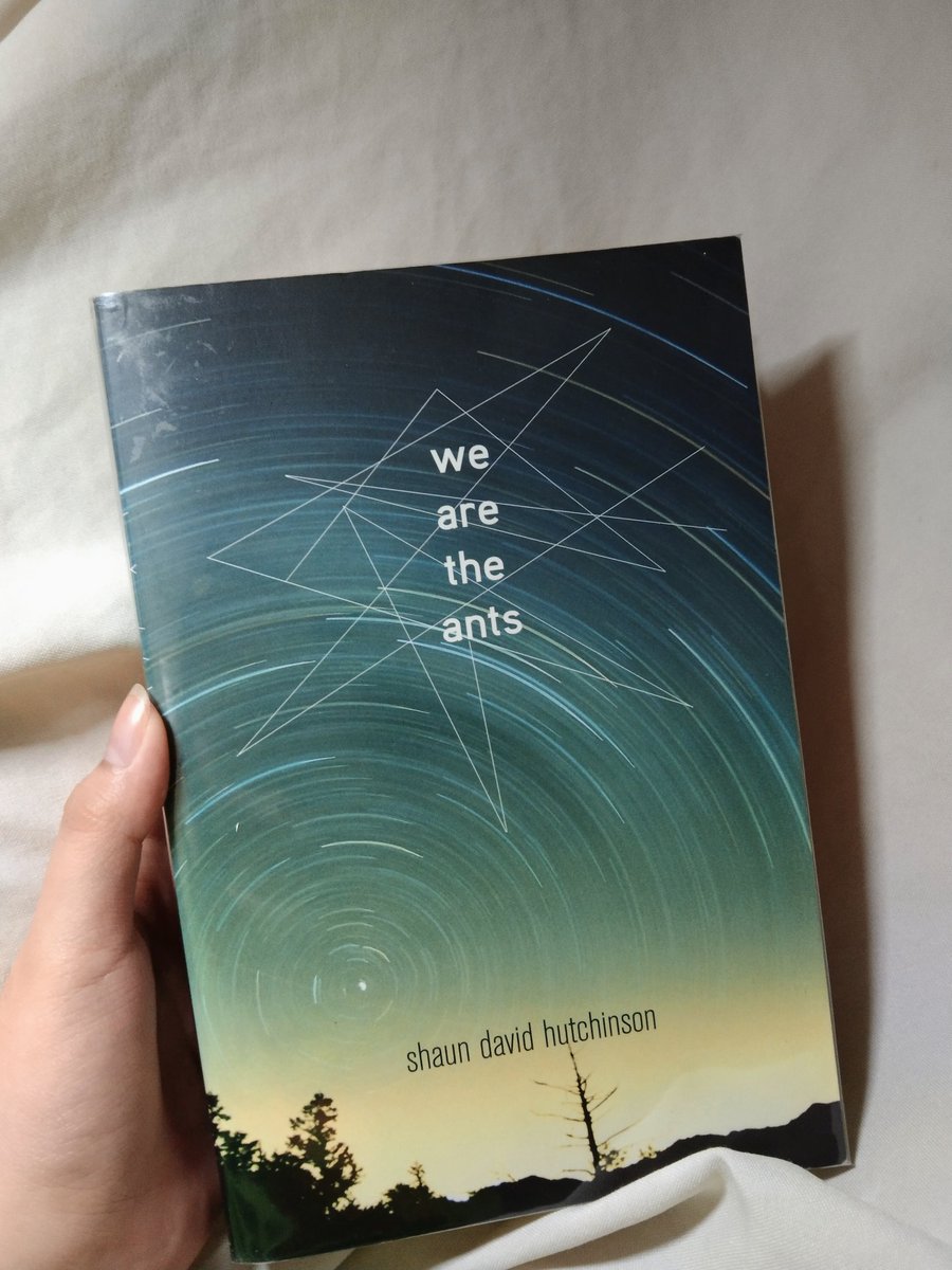 sheareader's tweet image. finished this book in 2 days despite of being busy bcos it was THAT GOOD. y'all have to read this!!

⭐⭐⭐⭐⭐