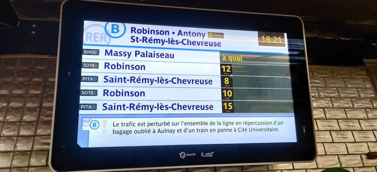 marcmorel's tweet photo. "Order by whatever" 

#rerb
#SQL https://t.co/59p24nrPQy