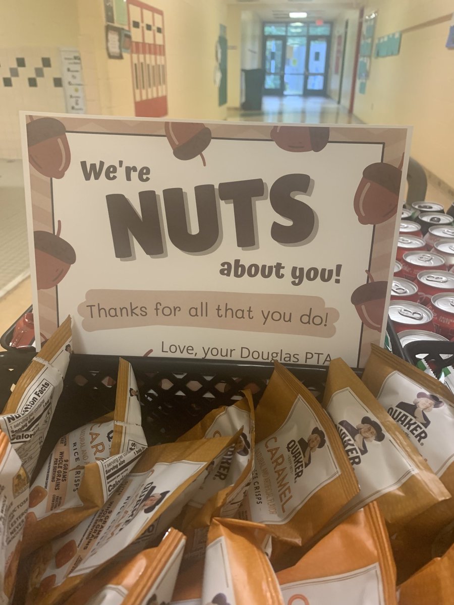 EducatorJenella's tweet photo. A huge shout out to Douglas PTA for being ‘nuts’ about the staff.  What an incredibly brilliant gesture! ⁦@PTADouglasES⁩ ⁦@DDprincipal⁩ https://t.co/2Pan9SGu4O