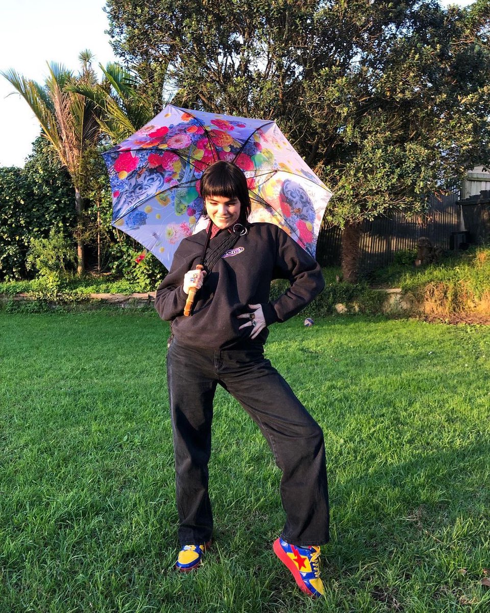 beneethinker's tweet photo. when the sun shines, we'll shine together 🌷 https://t.co/p3xa0tl06i