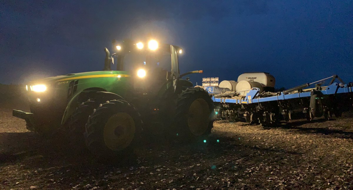 I think this is the earliest that #lawtonfarms has ever finished wheat planting. #wheatplant21