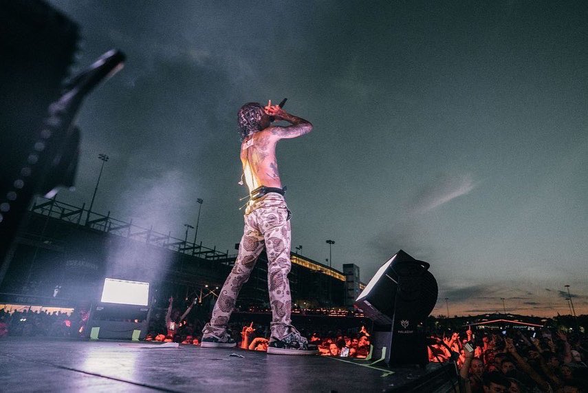 Photo dump: Breakaway Carolina edition!!⚡️

Don’t forget to tag <a href="/breakaway/">sam</a> and use the hashtags below in all your social posts!!✨

#breakawaymusicfestival
#leaveitallbehind