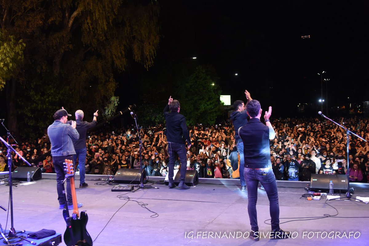 attaque77ok's tweet image. Como dijimos anoche, que se venga lo mejor. ¡Amor para todos!
Gracias por el encuentro en @TecnopolisArg