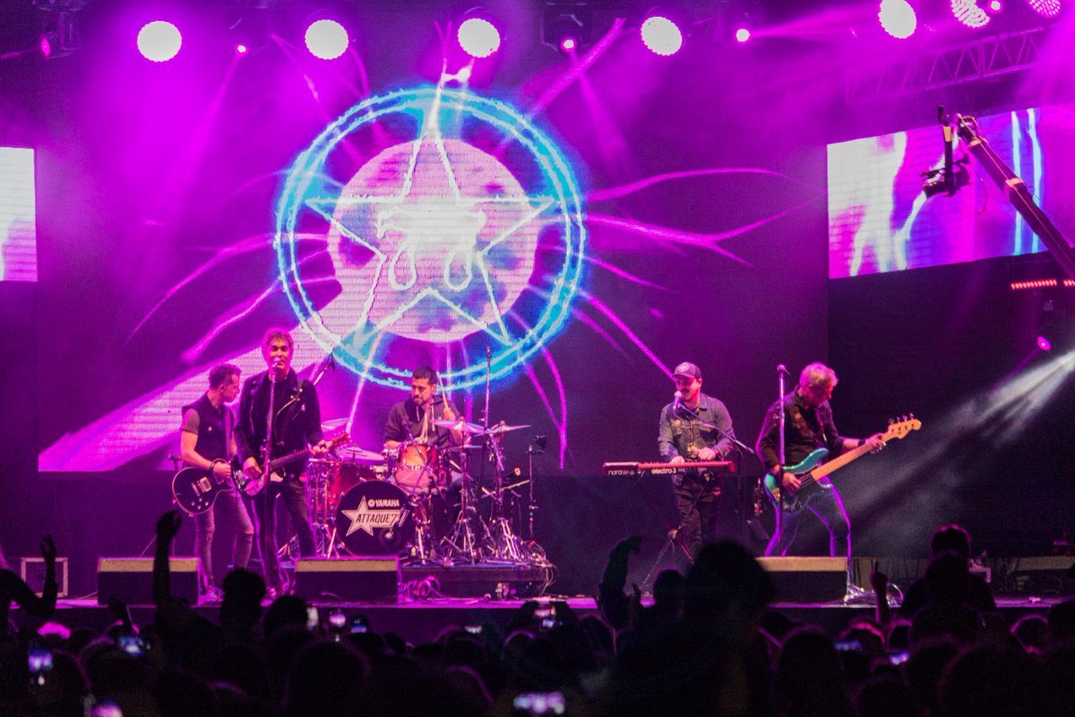 attaque77ok's tweet image. Como dijimos anoche, que se venga lo mejor. ¡Amor para todos!
Gracias por el encuentro en @TecnopolisArg