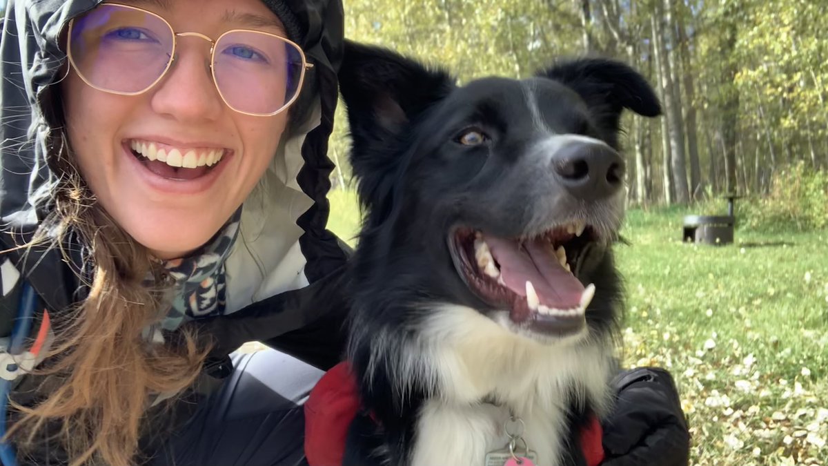 madisondovell's tweet image. Headed out on our first solo hike! Bear spray and slaying knife strapped on. #FallHikes