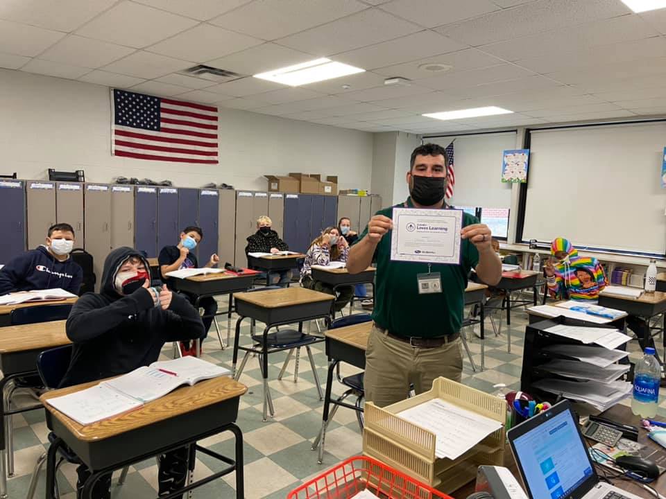 AuburnECSD's tweet photo. Thank you to @FoxSubaru and @AdoptAClassroom for your support of @auburn_genesee. We are overwhelmed by your generous donation to help our students succeed! Read more on our website: https://t.co/nInruZDent #GESpride #AECSDpride https://t.co/gziqm1BMcP
