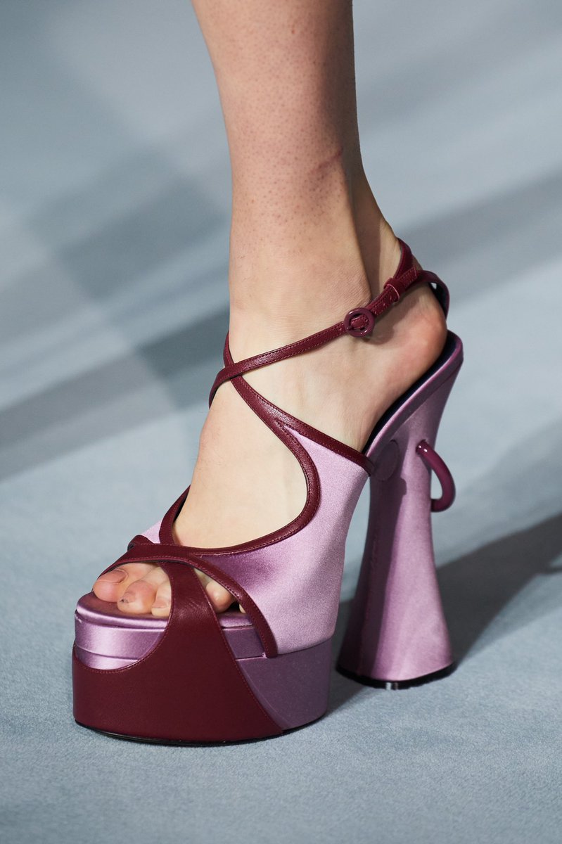MIUCClAMUSE's tweet photo. shoes at lanvin ss22 https://t.co/fF2iTgSN3z