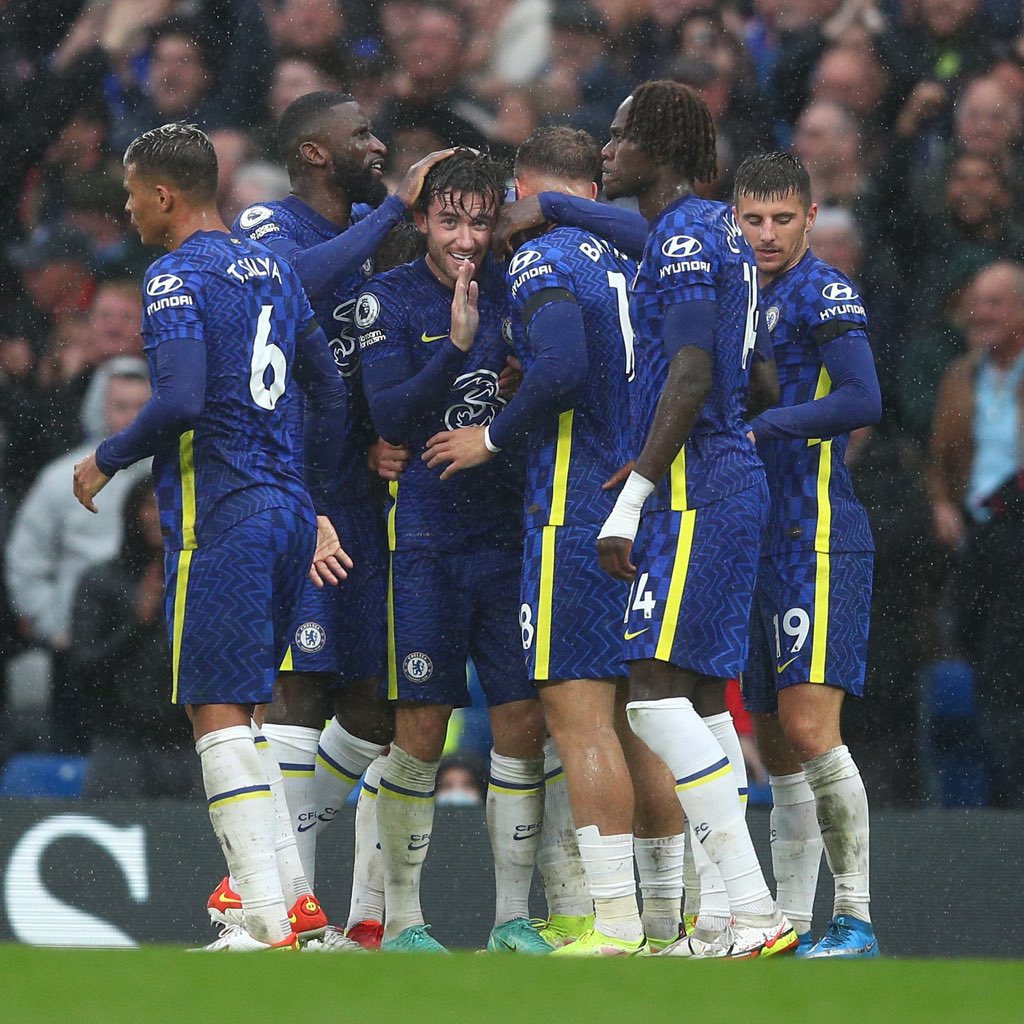 Top of the league

Rt if you’re a Chelsea fan 💙