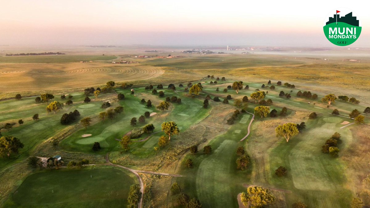 Golf Magazine rated <a href="/BuffaloDunes/">Buffalo Dunes</a> one of the Top 10 best municipal @Golf courses in the country. Go check it out and while you're there see my guy <a href="/HaseJasonPGA/">Jason Hase</a> he can help you take your game to a whole new level.