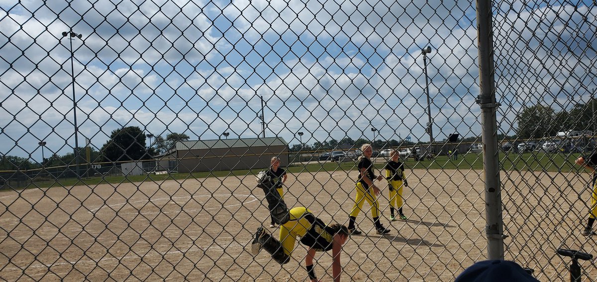 Shlebo's tweet photo. @PGMidwest #monsterbashfp21 #queenbeeswhite12c https://t.co/hEckgyfHvO