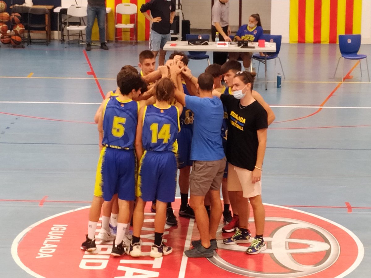rufio1979's tweet photo. JMC 55 - C.B CASTELLBISBAL 49. Victòria treballada #resultatscbi @cbigualada
SOM CBI. SOM BLAUS. https://t.co/ElA4jRfvAl