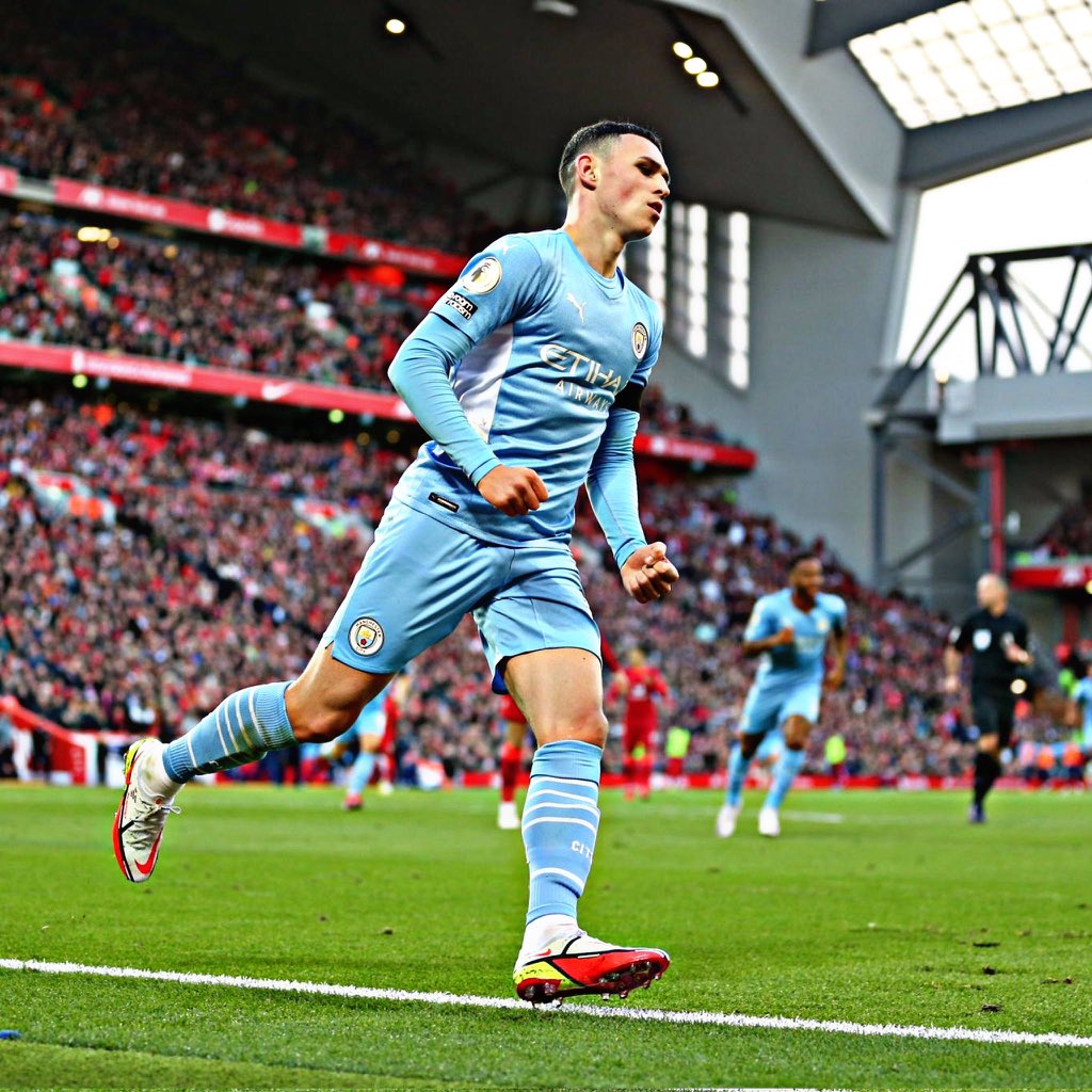 mcfc_lads's tweet photo. Phil from Stockport 🤩 https://t.co/LRJ7ZOBEOt