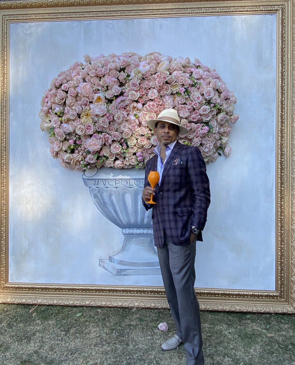 Steppin’ out with m’lady for a little afternoon polo at the #veuveclicquotpoloclassic. It was a bloody good show (fancy British accent). 😎 #FeelingGucci