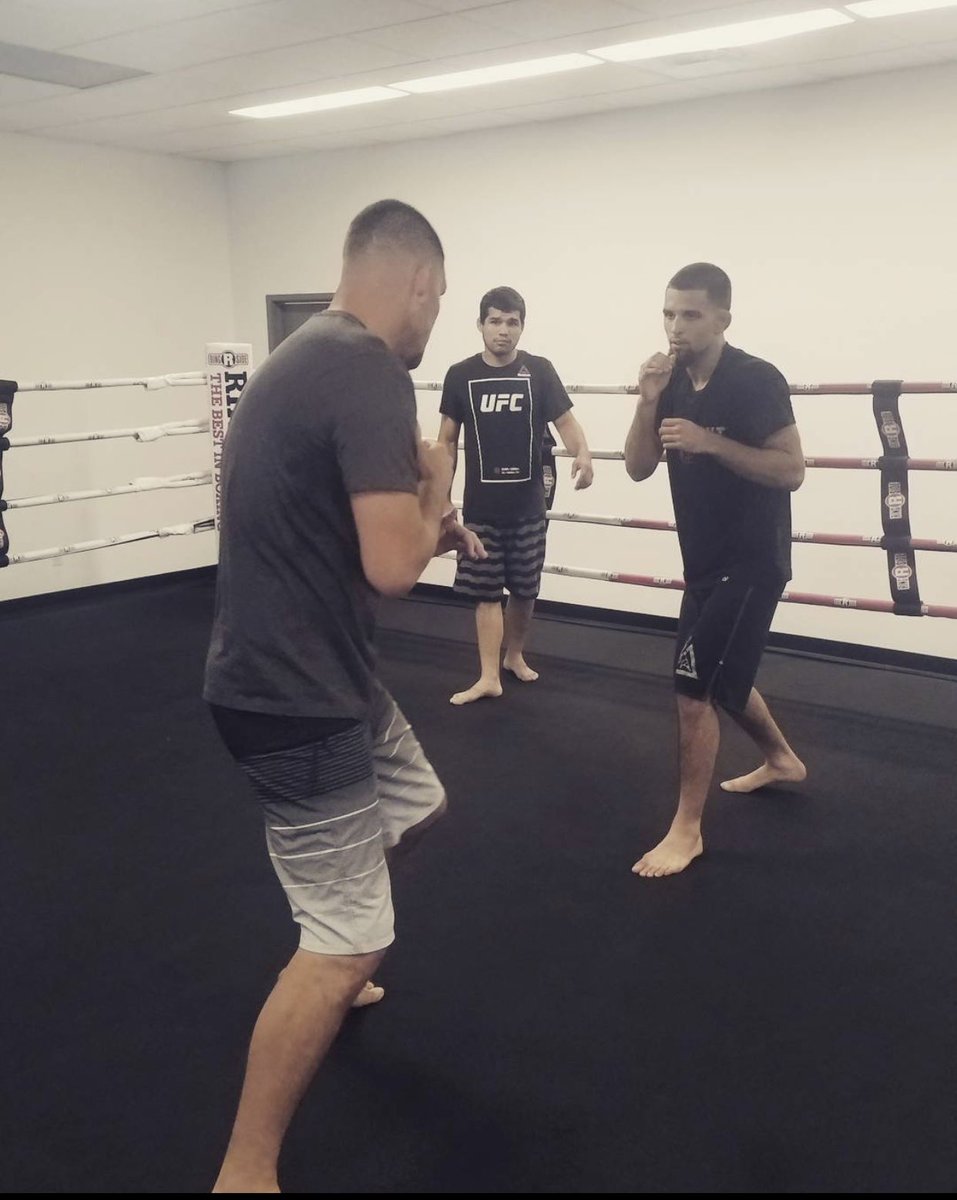 olinp209's tweet photo. 😡 😤⚔️🥋 💜 🥷 🥊  😡 https://t.co/vv9rgJIdXX