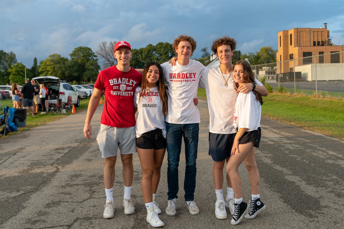 bradleyu's tweet photo. Another #BradleyHomecoming in the books 🅱️ https://t.co/qFrebpfcR1