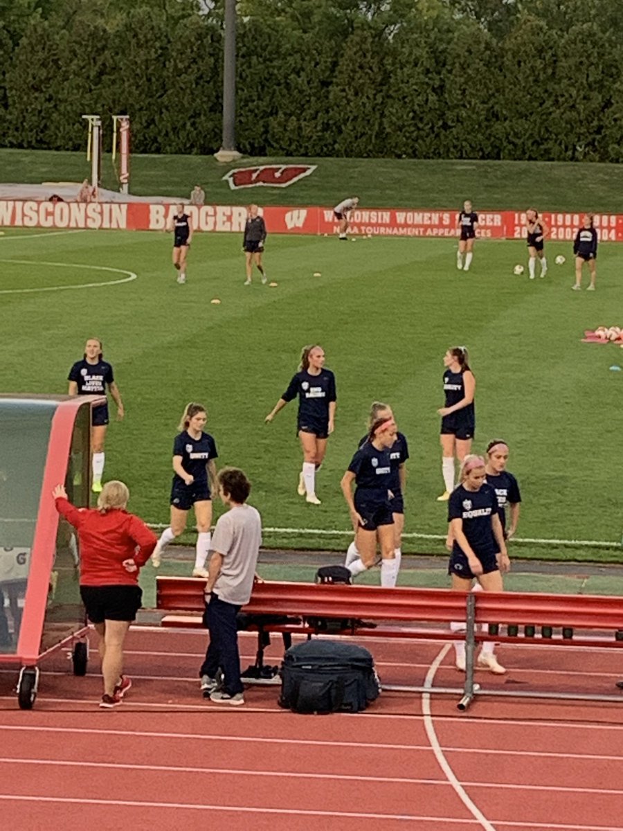 Proud Aunt weekend! We followed ⁦<a href="/RaichJulia/">Julia Raich</a>⁩ from Madison to Minneapolis to cheer on the ⁦<a href="/PennStateWSOC/">Penn State Women’s Soccer</a>⁩ team.