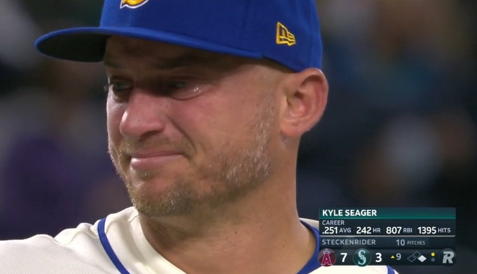 Seattle Mariners on X: Kyle Seager will lead off the bottom of the ninth  for the #Mariners. 3-1 #Rangers  / X