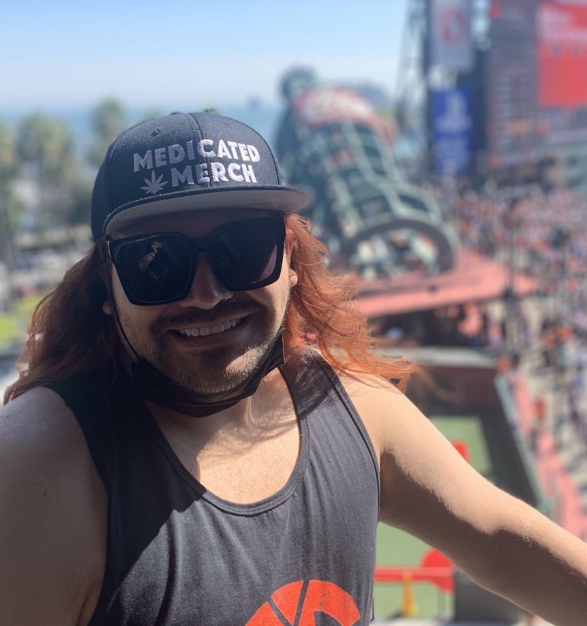 MedicatedMerch's tweet image. Mark staying medicated at the @SFGiants game 🔥💨

#stay #medicated #sf #giants #sfgiants #baseball #baseballgame #bayarea #snapback #hat #snapbackhat #shoponline