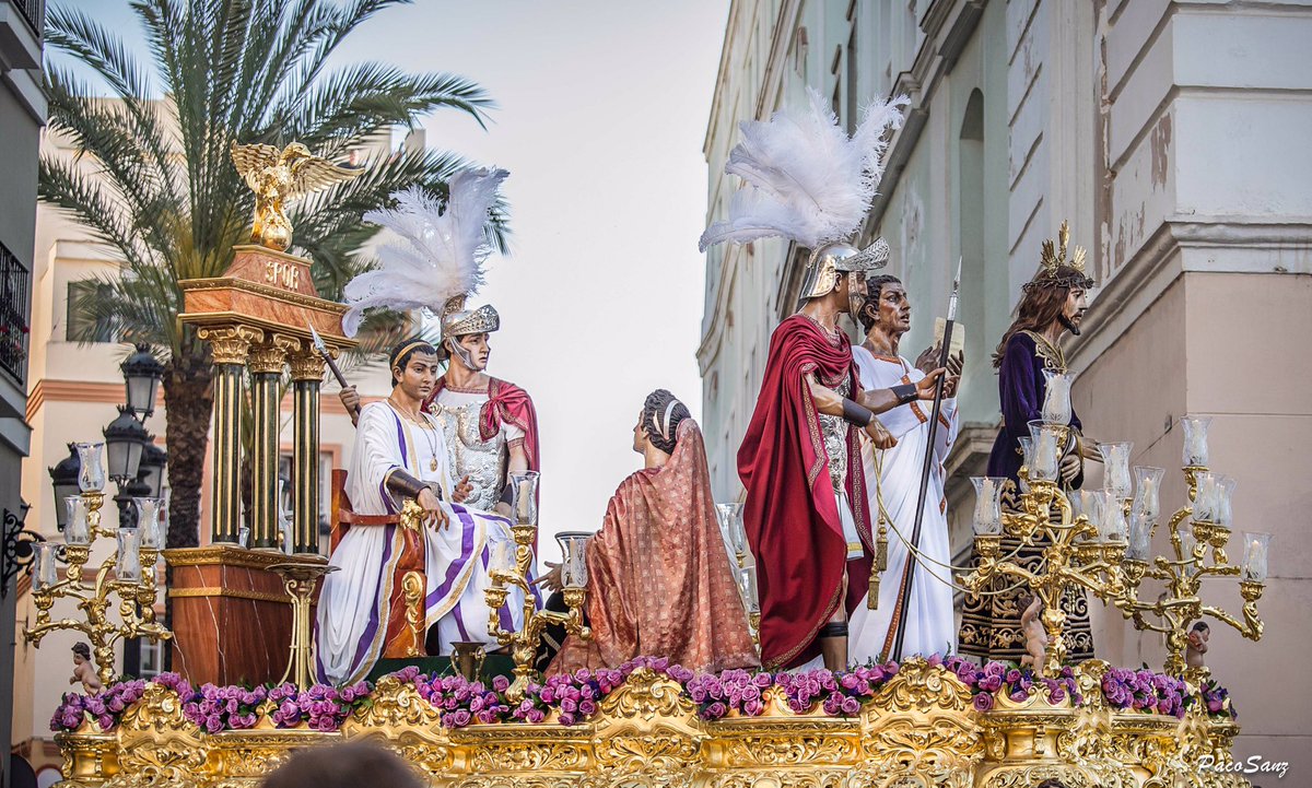 Ntro. Padre Jesús de la Sentencia. 

#MiércolesSanto #Sentencia #SemanaSantaCádiz