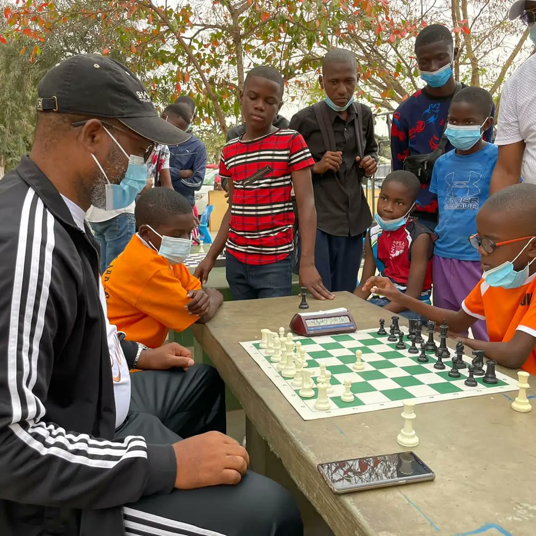 Angola Chess