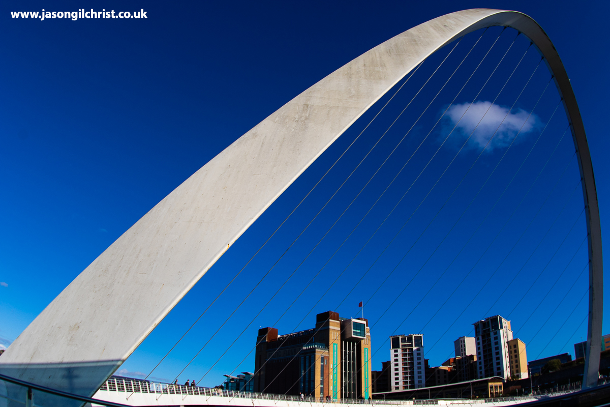 jgilchrist13's tweet photo. Sunset, Gateshead Millenium Bridge, & Baltic Flour Mill, over River Tyne, frm Quayside, Newcastle upon Tyne, England. Looking north-east. #sunset #StormHour #ThePhotoHour #GatesheadMilleniumBridge #BalticFlourMill #RiverTyne #Tyne #Newcastle #NewcastleUponTyne #NorthEast #England https://t.co/kUGtYtI7vb