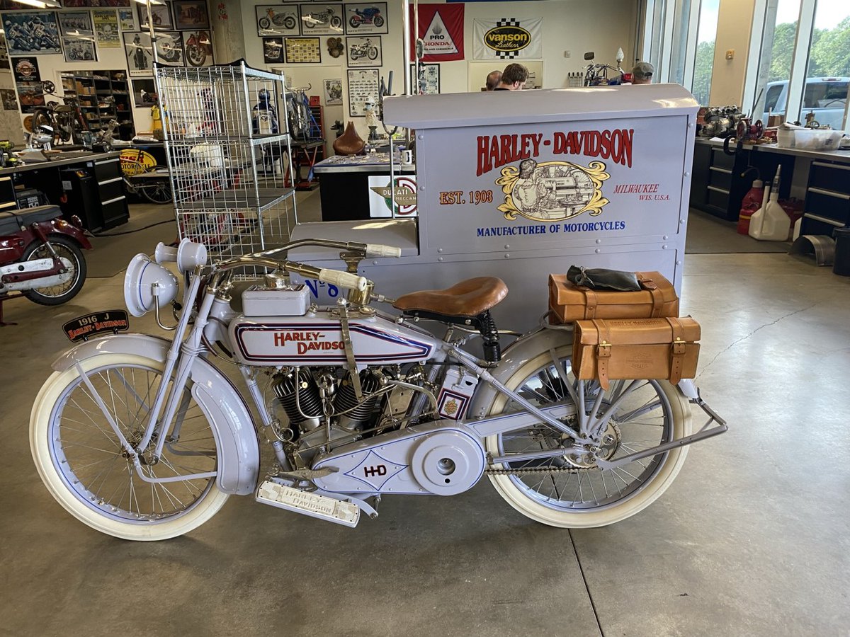 paulteutulsr's tweet photo. What an amazing place.
If you’re ever in the area you must make this one of your stops. Awesome collection and awesome people.

https://t.co/gLAQ9vZHkq

#OCC #paulsr #bvmm #paulteutlsr #barbervintagemotorsportsmuseum #inbirmingham https://t.co/RlaoTRZBER