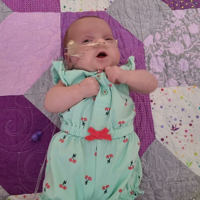 LOOK AT HER!!!!!!!!!