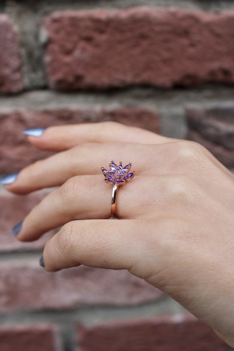 Mor Lotus Yüzük 💜

Bu tweete rt yap , bizden sürpriz dm bekle 🥰