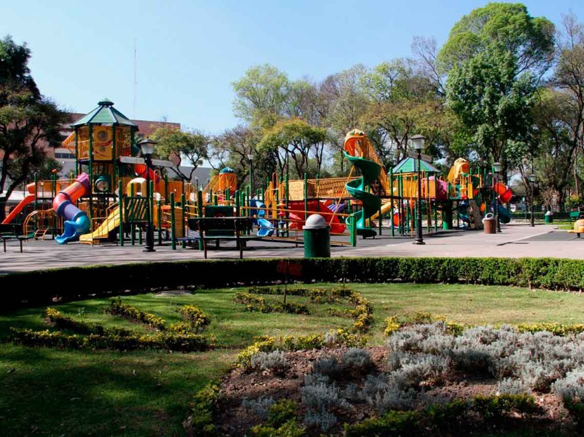 Isabel_MGasca's tweet photo. Tenemos espacios recreativos y sin fin de mejoras, ahora somos miles con un espacio digno para compartir con la familia #SembrandoParques https://t.co/bz4E13IcUZ