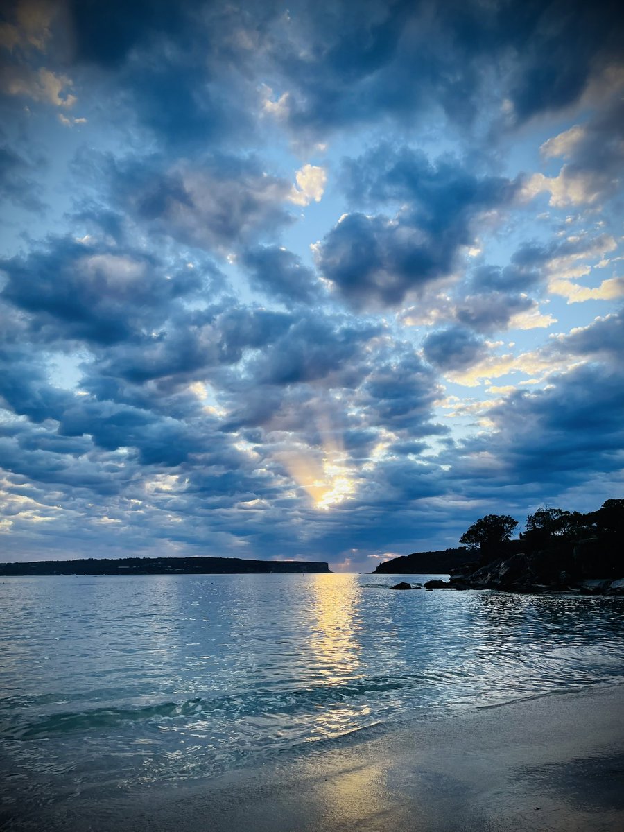 Good morning! #sunrise #balmoralsydney