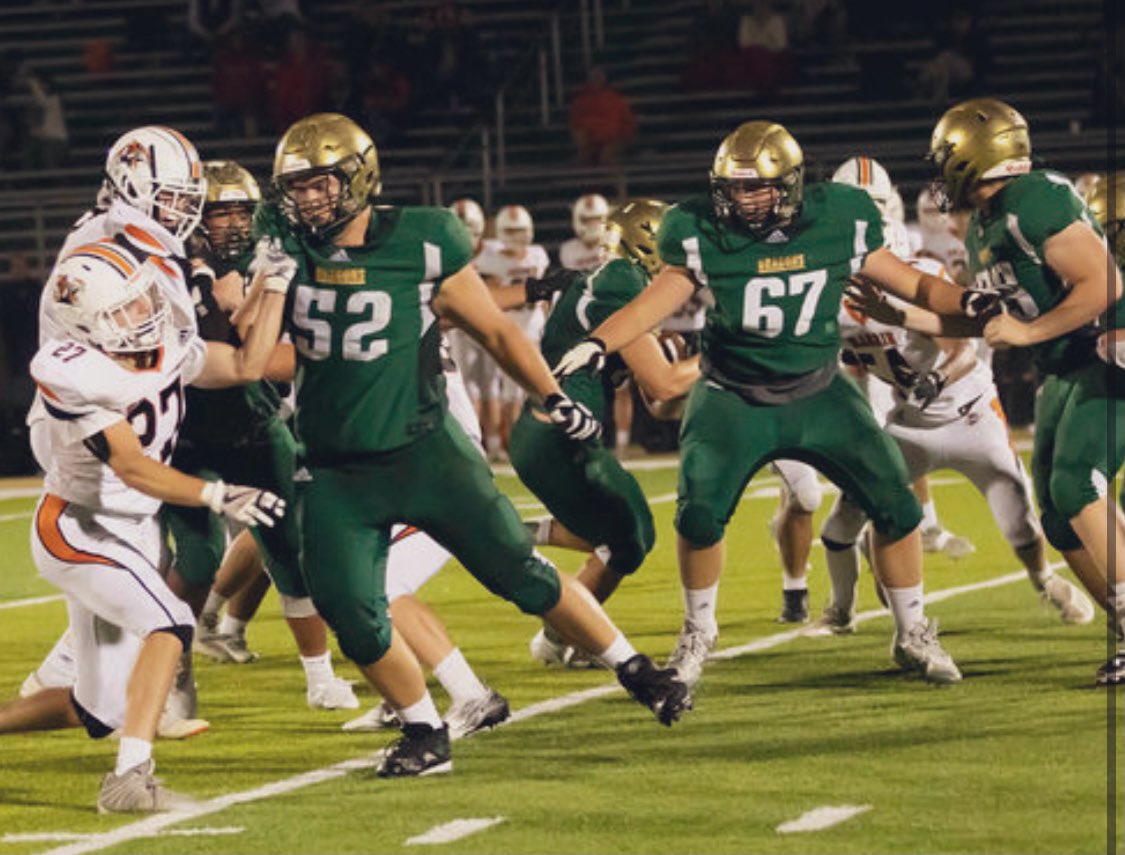 PetrosMolly's tweet photo. Friday Night Lights success. Win over Chagrin Falls. #broline #52 #67 https://t.co/Erviy0xVPs