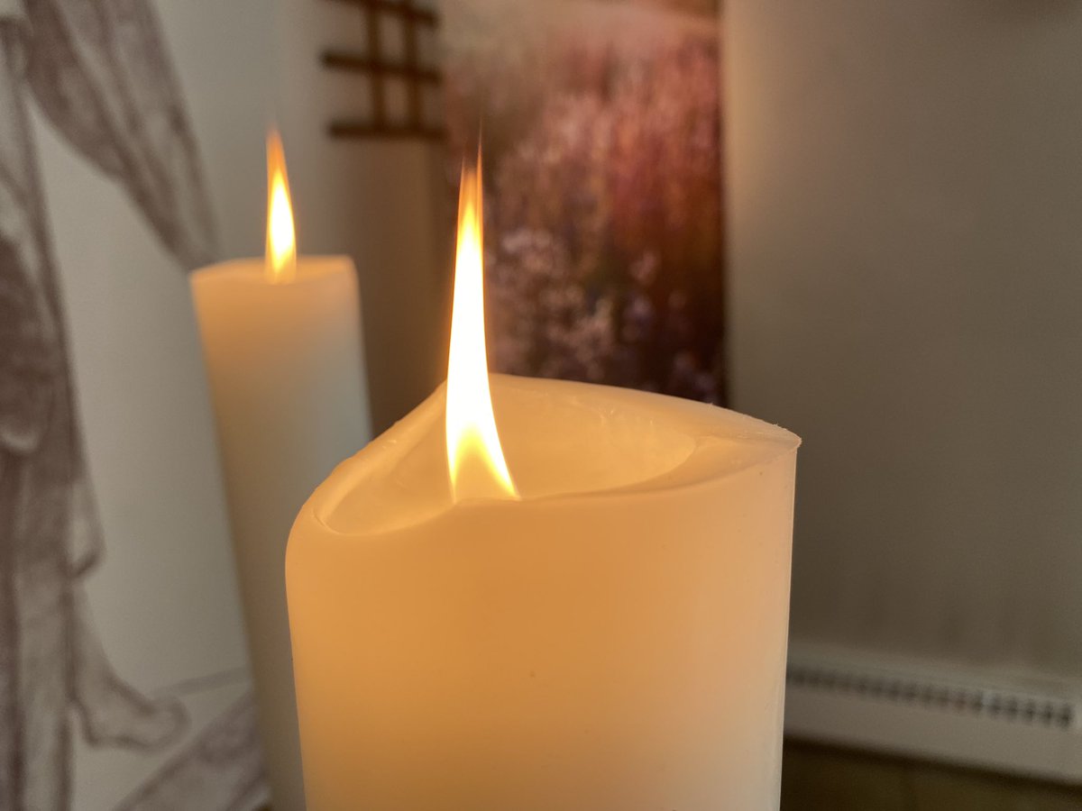 Neuigkeiten: kürzlich trafen wir uns mit der HWK Dresden, um zu erfahren, was nötig ist, um Lehrlinge auszubilden. 
Zeitgleich suchen wir weiterhin Menschen, die uns auf beruflichen Weg unterstützen wollen. 

Wir freuen uns auf euch! 

#ausbildung2022 #jobs #mitarbeitergesucht