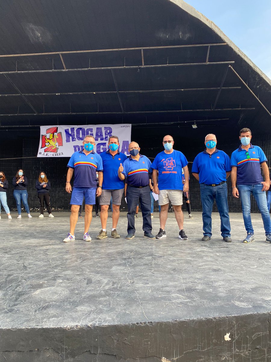OJECieza's tweet photo. 📣Con el acto de apertura de curso de esta mañana, comenzaba una ilusionante nueva aventura😜. Un nuevo curso lleno de retos y objetivos a cumplir!! 😉
El Hogar del Guía de @OJECieza unido y comprometido para afrontar lo que venga por delante! 🛤 https://t.co/uwJU2Kerxp
