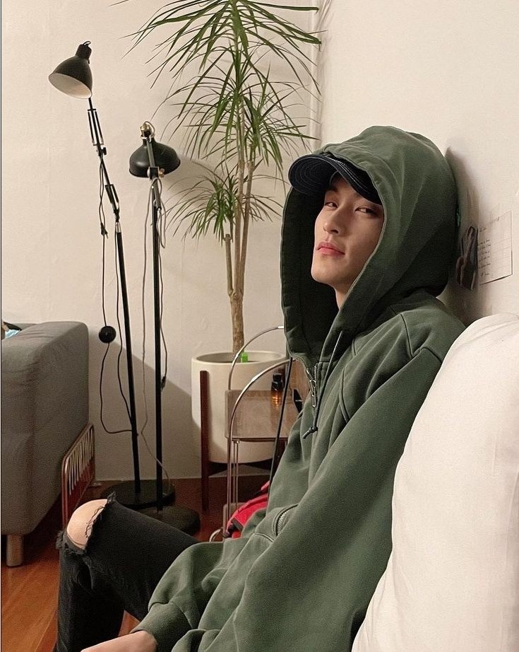 bxpnsve's tweet photo. CW // Mature content, nsfw 🔞
-ga dikasi nafas ya? wkwk😗

"Rec0rding."
-mkl https://t.co/8ycrA1B58N