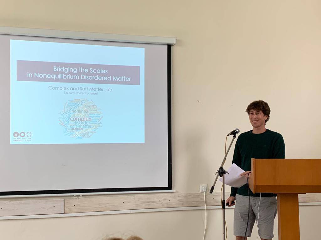 Complex Matter Lab (@complexlab_tau) on Twitter photo Our MSc student <a href="/Yaniv_Friedman/">Yaniv Friedman</a> introducing the lab’s research topics and projects at the @BioSoft3 retreat Our MSc student <a href="/Yaniv_Friedman/">Yaniv Friedman</a> introducing the lab’s research topics and projects at the @BioSoft3 retreat