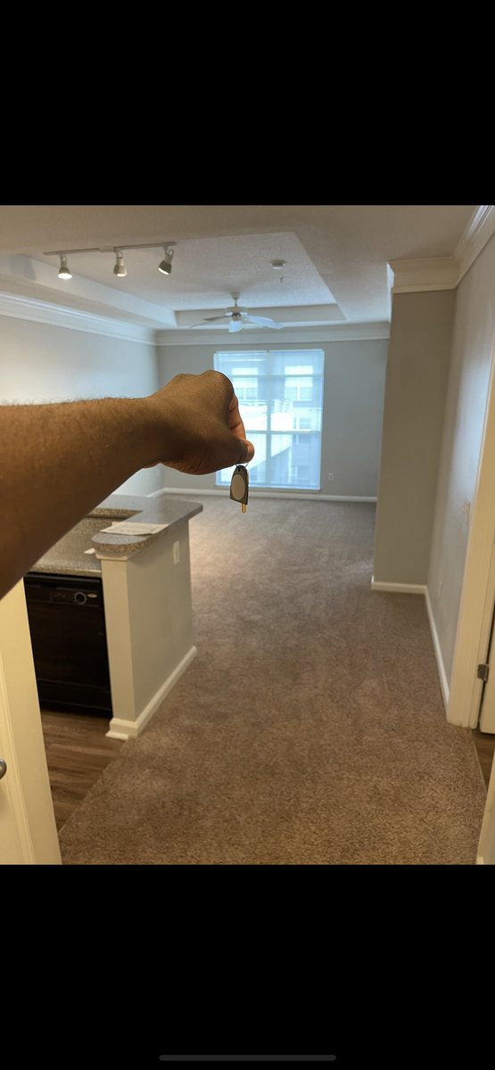 XayInTheTrap's tweet photo. Officially a Georgia Peach 🍑 🥲 https://t.co/tT3b5q9tbM