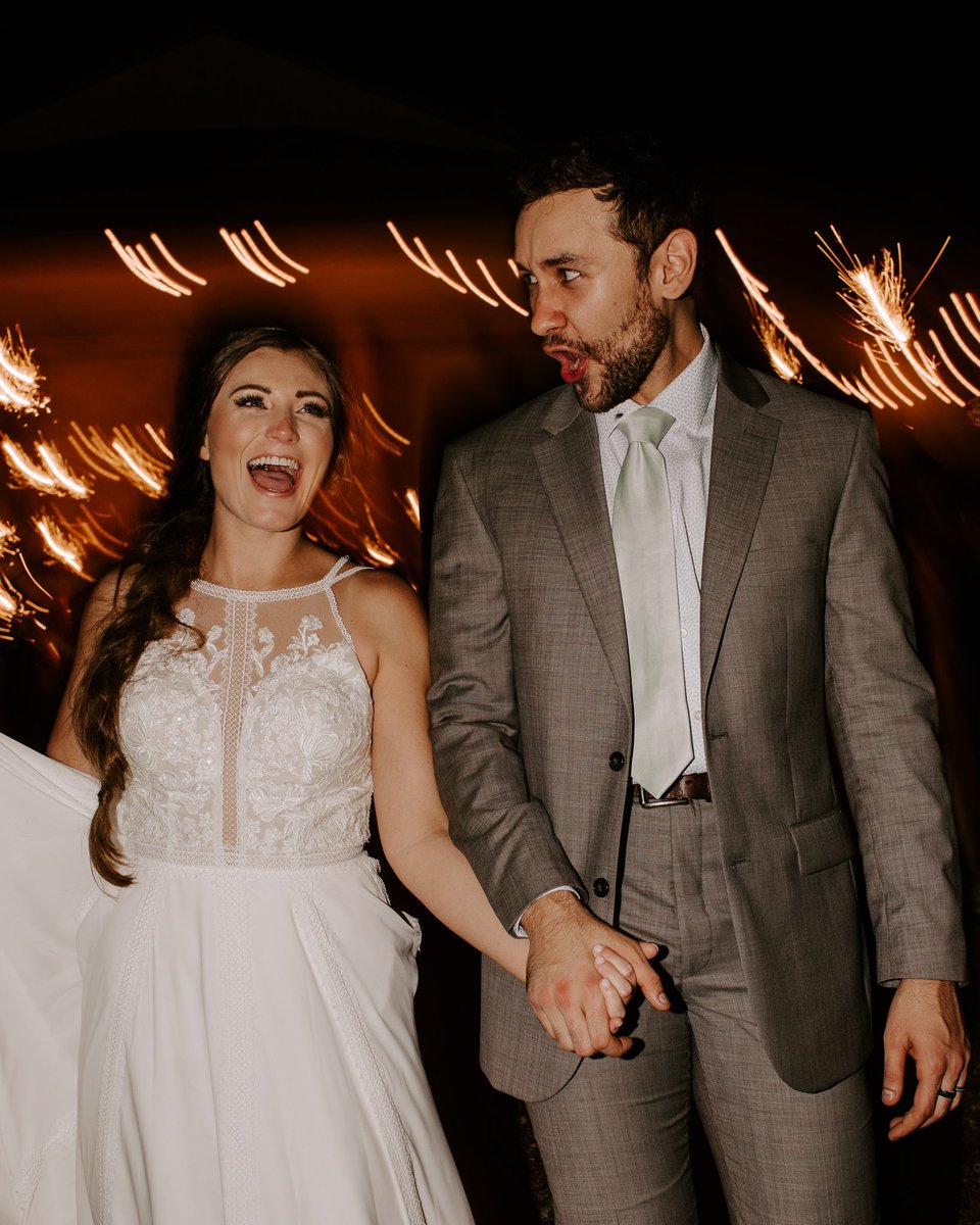 justnelliek's tweet photo. Just here to drop from photos from last nights wedding 🥳 https://t.co/qQrIErucq2