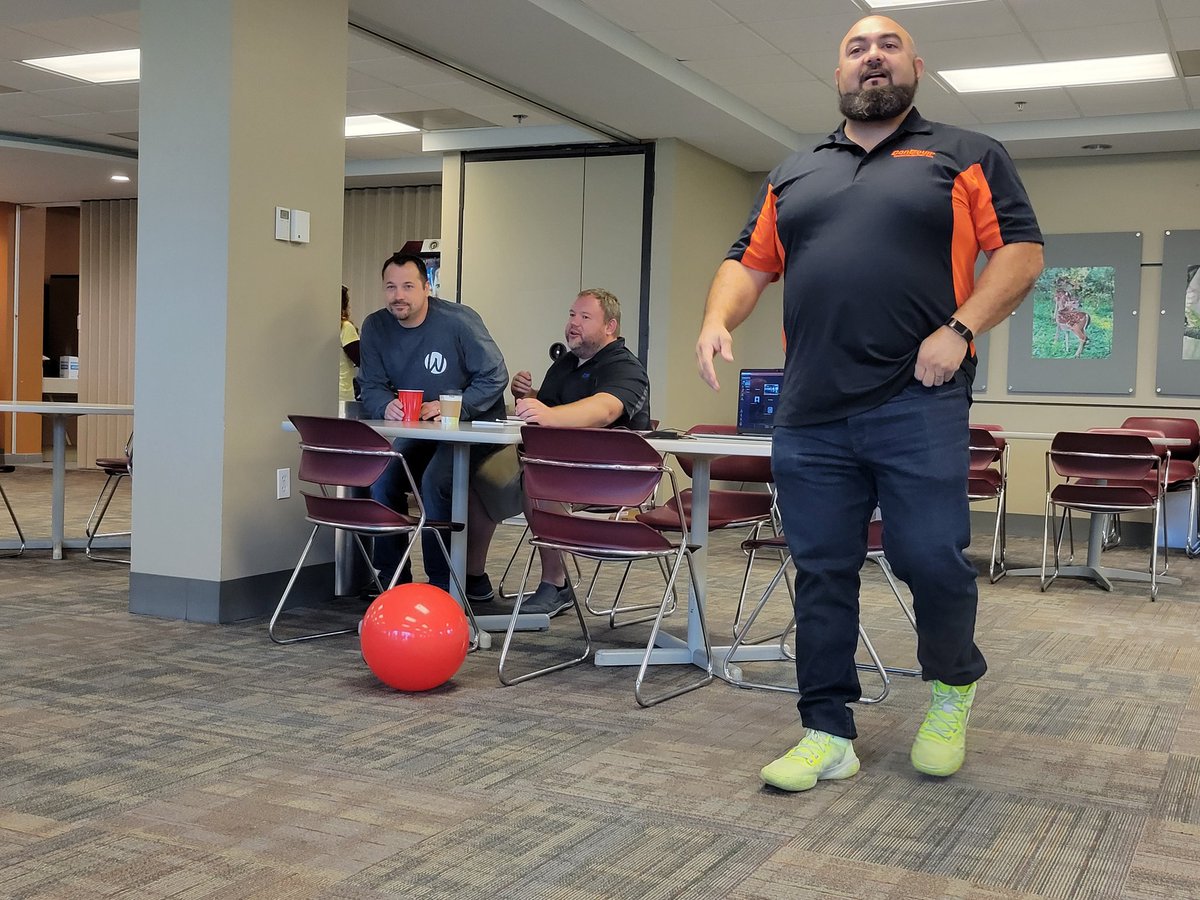 ConEquipParts's tweet photo. More pics from our company meeting!
Great food, hilarious bosses, and awesome employees!
#Constructionlife #ConstructionEquipment #FYP #ConEquip #HeavyEquipment #wehavefun https://t.co/0duPScqGT6