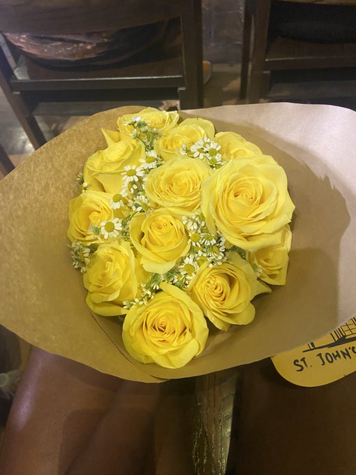 2 pic. I had people looking around for me all day yesterday to deliver me these flowers ? thank you so