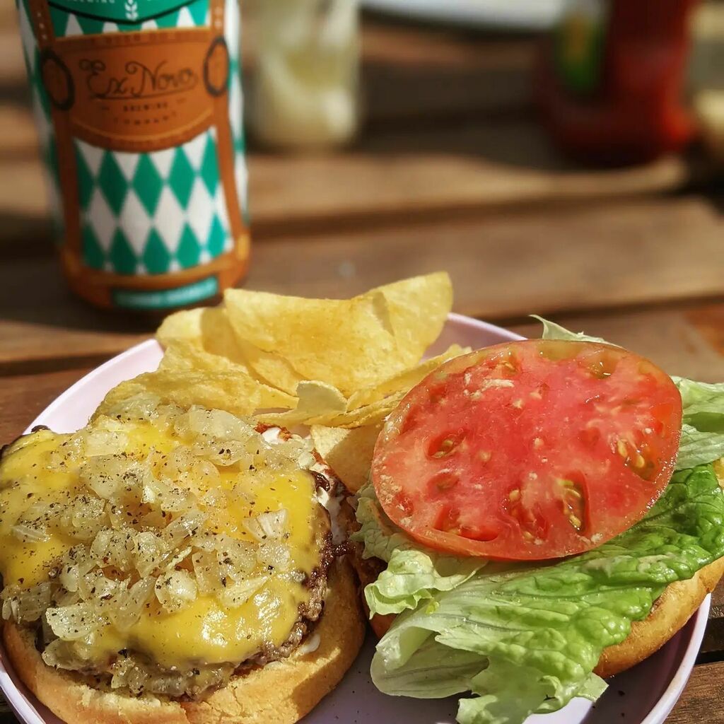 fredgibbs's tweet photo. I know the simplest meals are often best but sometimes it's fun to accidentally confirm it. https://t.co/DptzRJT0k7 https://t.co/1ZffpZHm6F