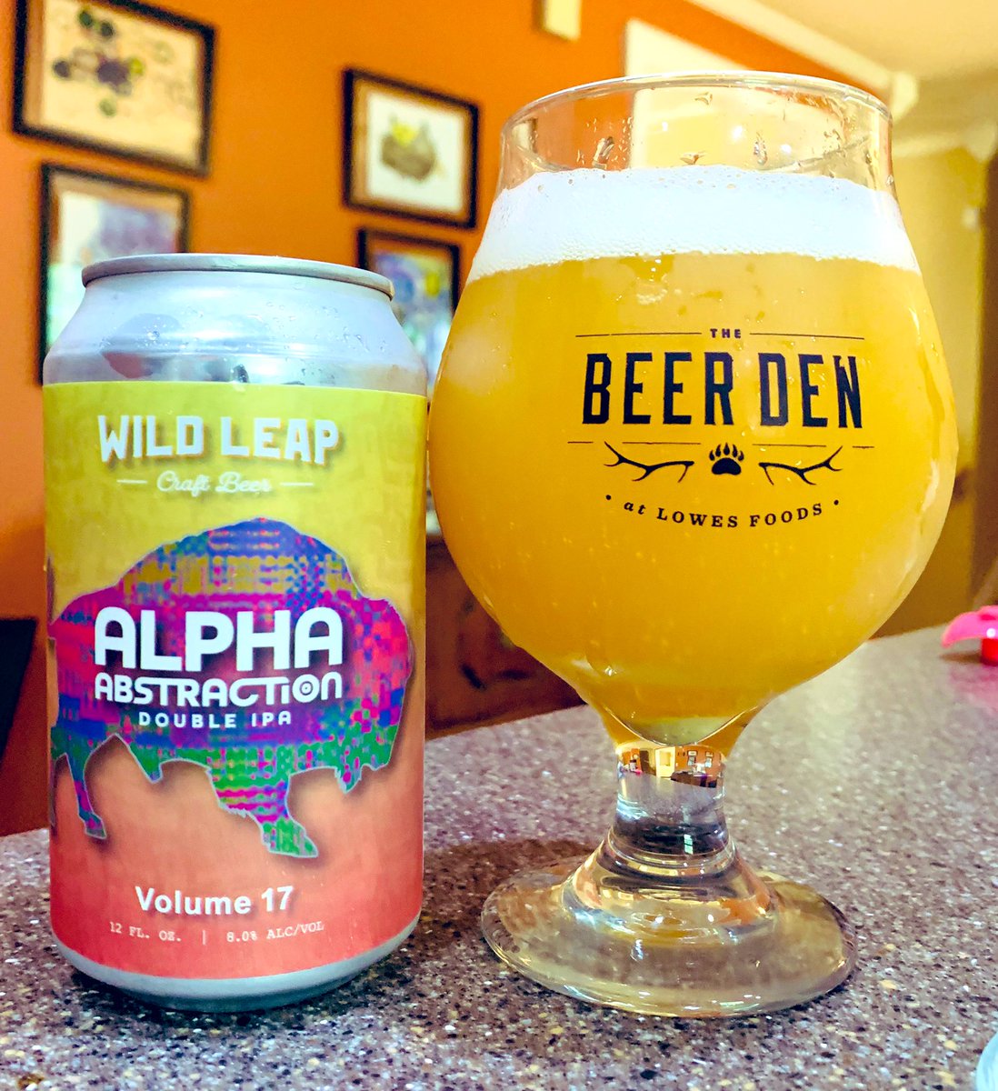SCBeerExplorer's tweet photo. Alpha Abstraction Vol 17 by @wildleap

Tropical aroma. Hazy, yellow pour. Tangerine &amp; pineapple notes. Soft &amp; pillowy. Solid!

#BeerReview #GABeer #CraftBeer #DrinkCraftBeer #BeerGeek #SupportCraftBreweries https://t.co/6paZEfJTM8